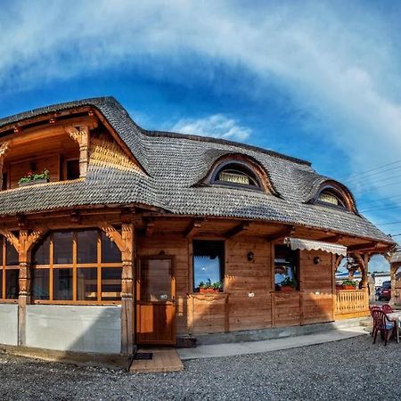 فندق Casa Buga Vişeu de Sus المظهر الخارجي الصورة