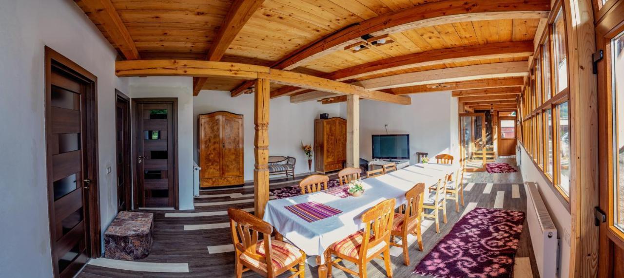 فندق Casa Buga Vişeu de Sus المظهر الخارجي الصورة